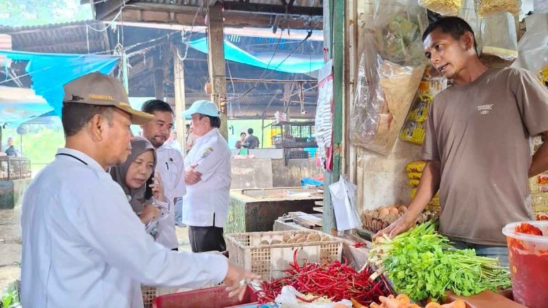 Asisten II Pemkab Pelalawan Sidak ke Pasar Pangkalan Kerinci