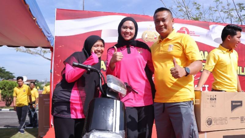 HUT Bhayangkara ke-79 Bertabur Hadiah di Rokan Hilir